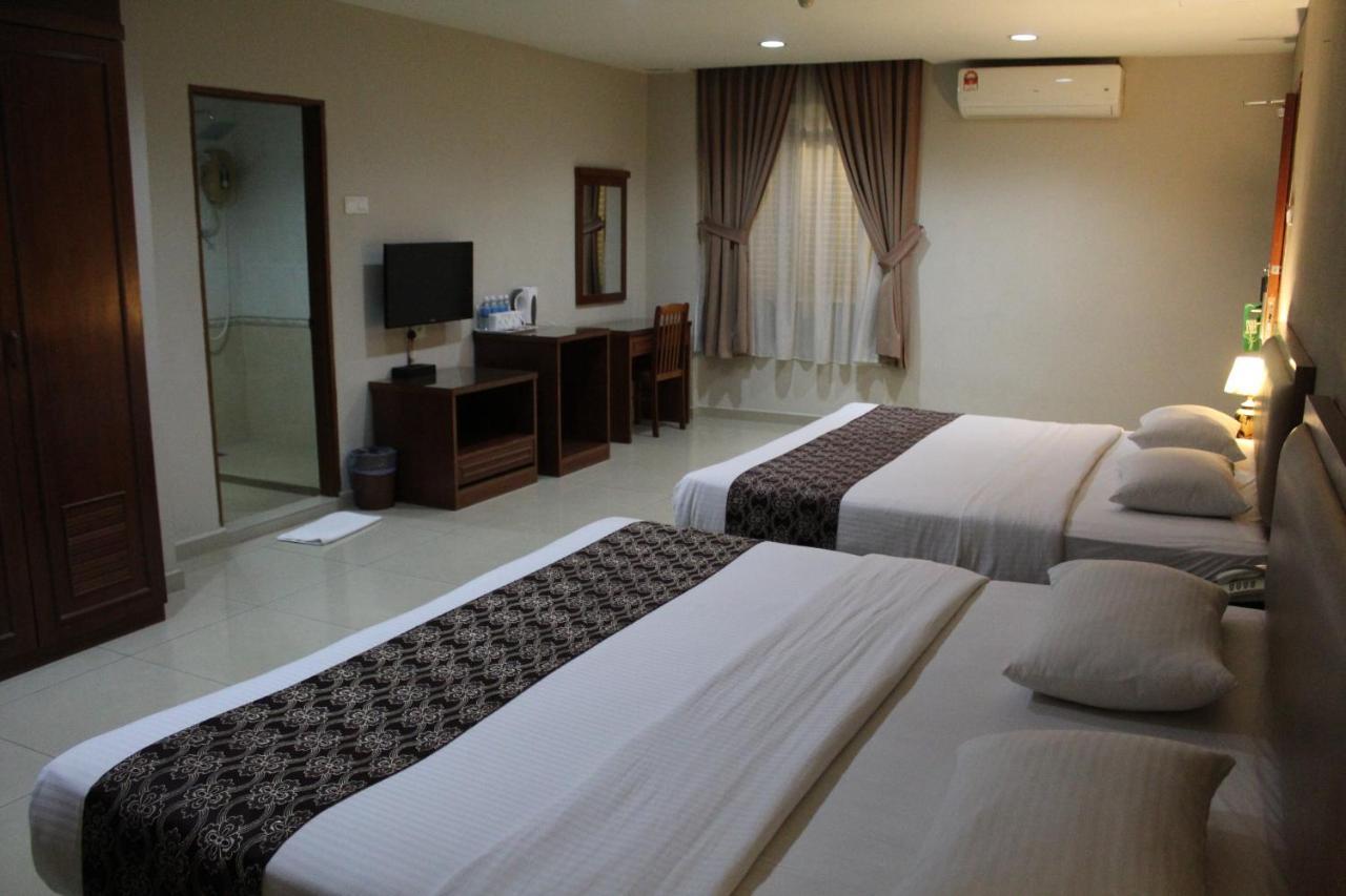 Hotel Palm Inn Butterworth Exterior photo